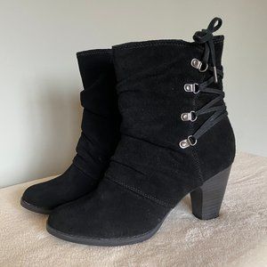 Clarks "Active Air" Leather Boots